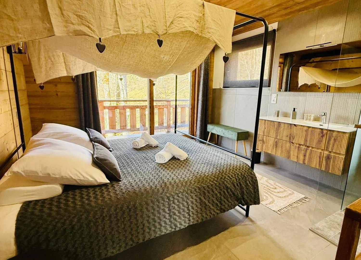 Chalet Monarch Luxury And Nature Arâches